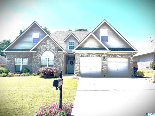 220 Camden Cove Pkwy, Calera, AL 35040