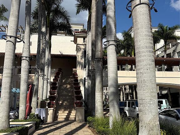 4th image of 4100 Salzedo St APT 811