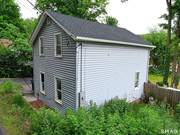 3rd image of 226 North Main Street
