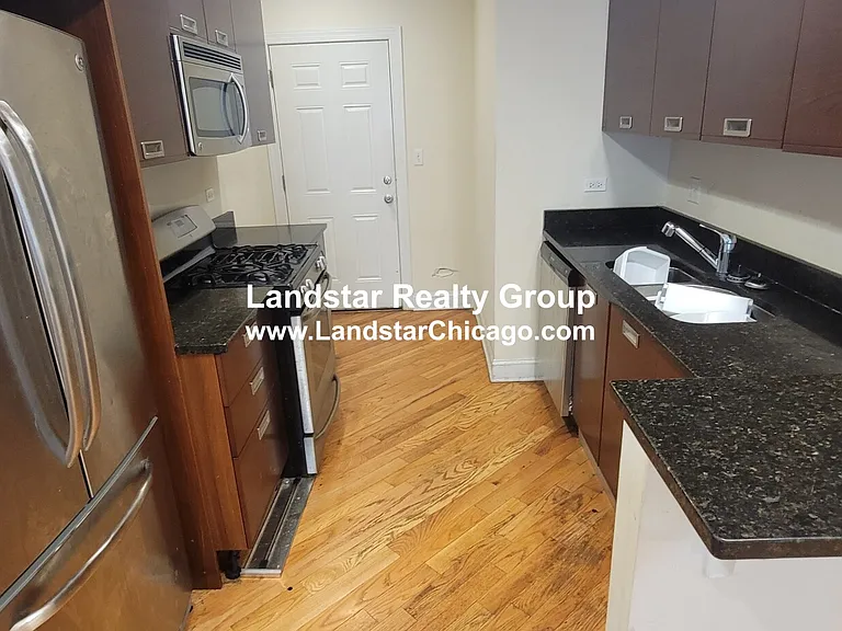 2250 W Morse Ave — Photo 3