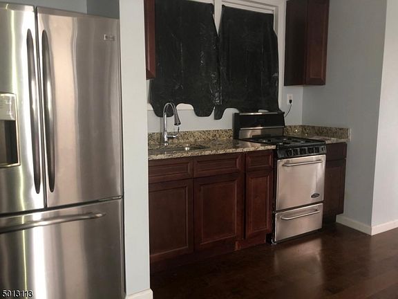 3rd image of 112-114 Columbia Ave