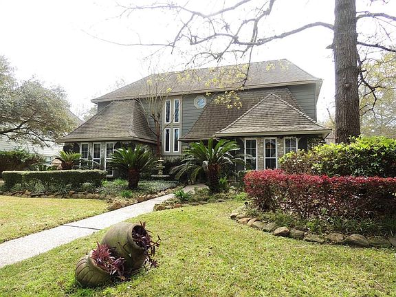 3rd image of 7522 Pine Green Ln