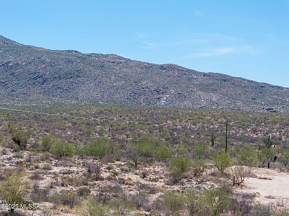 2nd image of 4198 S Saguaro Monument Pl