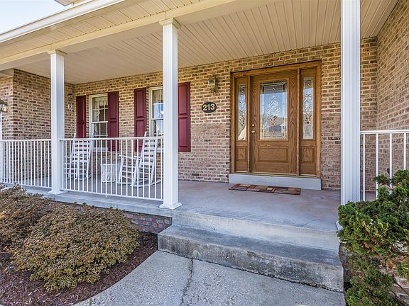 2nd image of 213 Bennett Ct