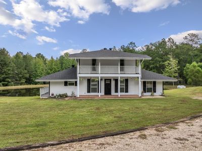 319 A V Hatten Rd, Hattiesburg, MS, 39401