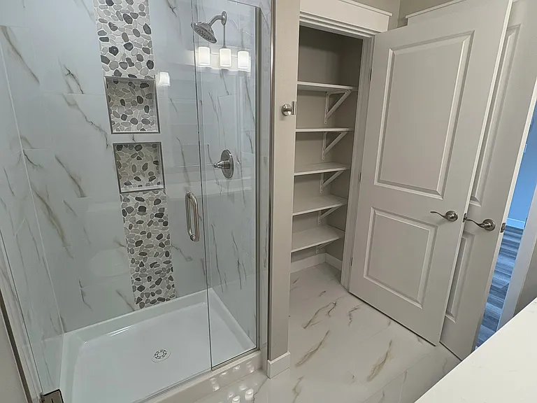 3513 Sussex Dr — Photo 6