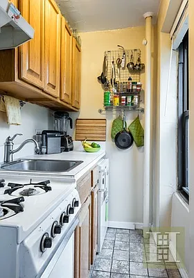 Rented by Halstead Real Estate | media 10