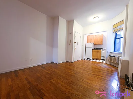 Rented by MAPT Residential LLC | media 10