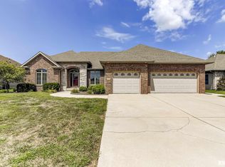 2613 Killarney Rd, Springfield, IL 62711