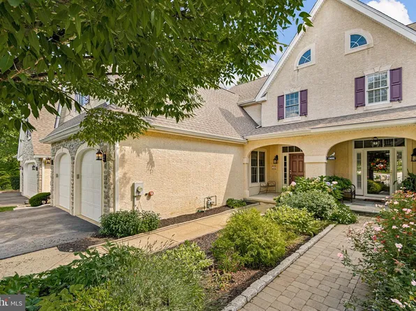 14 Briarcreek Ct, Newark, DE 19711