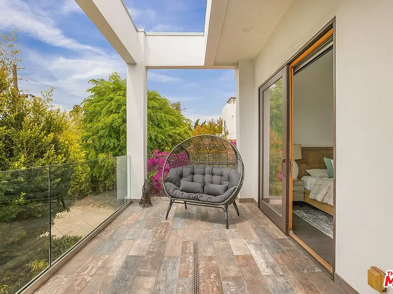 12443 W Sunset Blvd — Photo 20