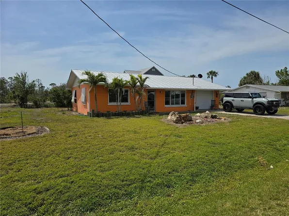 545 Sandlor Dr, Englewood, FL 34223