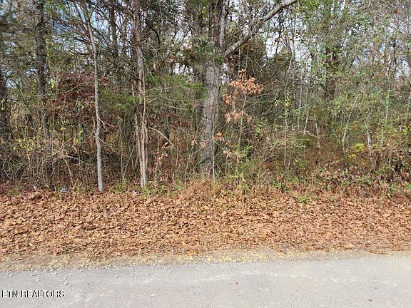 3rd image of Loch Haven Dr