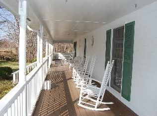 8725 Hog Jowl Rd, Chickamauga, GA 30707