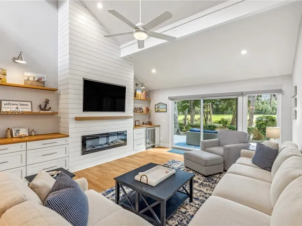 14 Townhouse Manor, Hilton Head Island, SC 29928
