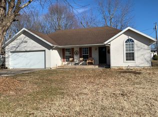 516 S Lincoln Ave, Strafford, MO 65757