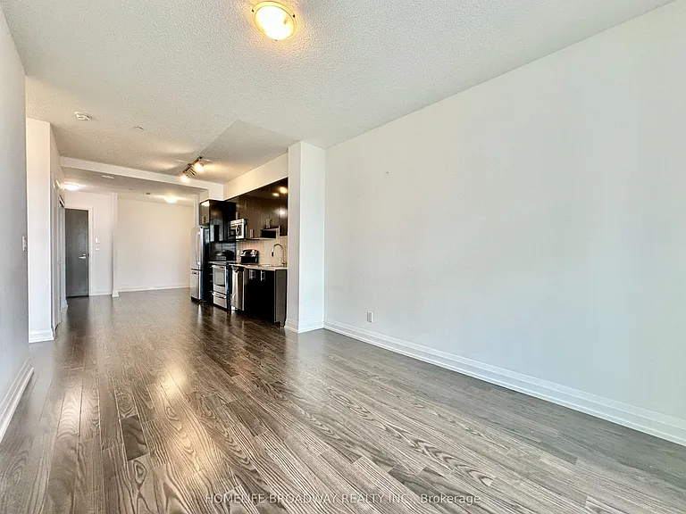 7161 Yonge St #2833 — Photo 10