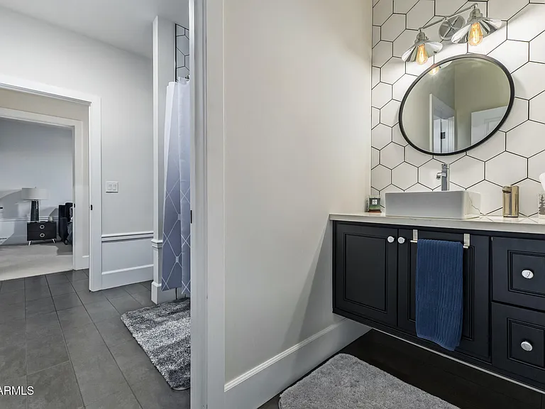 3810 E Campbell Ave — Photo 22
