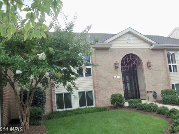 3240 Gleneagles Dr #102, Silver Spring, MD 20906
