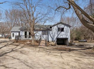 18493 Finch Ave, Clear Lake, IA 50428