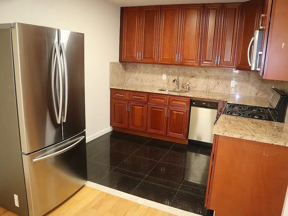 1st image of 90-34 171st St #2C