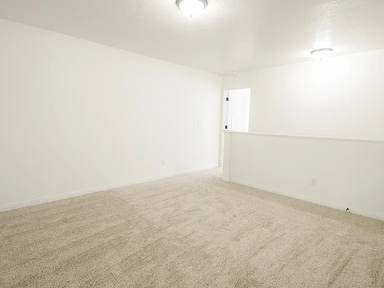 2454 W 630 N #1 — Photo 10