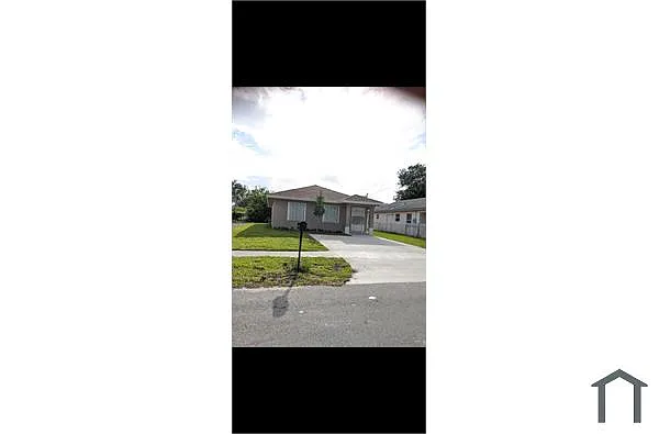 Building Photo - 7936 NW 11th Ave