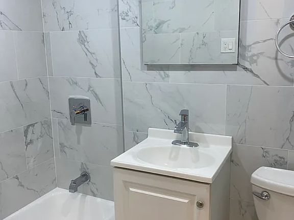 3rd image of 222 E 75th St APT 2B