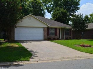 1345 Joyner Dr, Conway, AR 72034