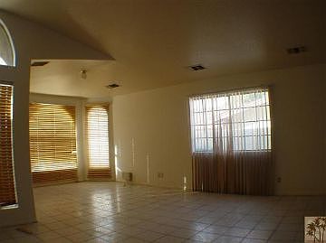 3rd image of 52580 Avenida Carranza