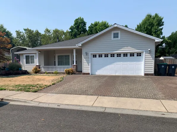 327 Donna Way, Central Pt, OR 97502
