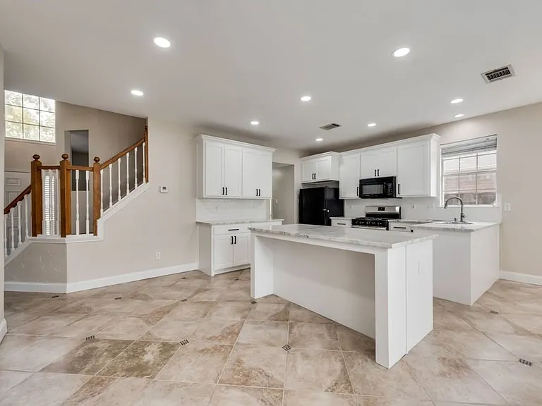 3009 Larkspur Ct — Photo 7