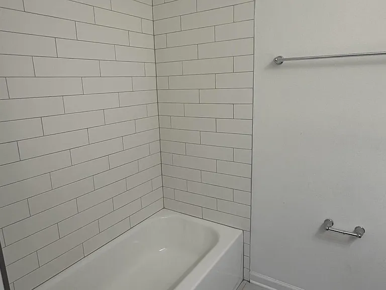 594 Cherry Elm Dr — Photo 12