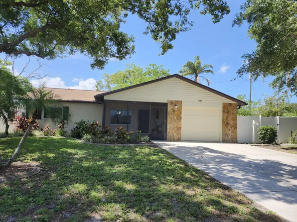 6140 Central Ave, New Port Richey, FL 34653