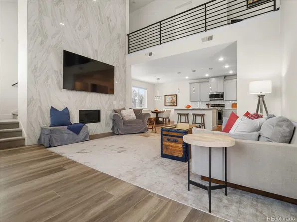 8848 S Kipling Way #205, Littleton, CO 80127
