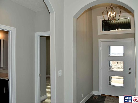 4th image of 10232 Shoreline Dr