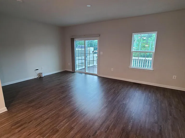 1006 Valley Run Dr — Photo 18