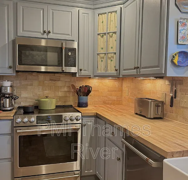 169 Indigo St — Photo 3
