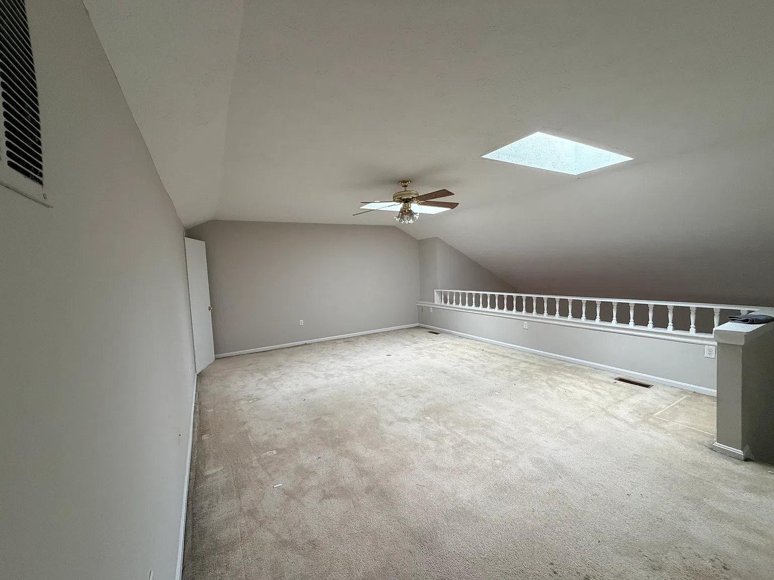 3 bed, 2.5 bath, 1524 sqft, $2,650 — Photo 2