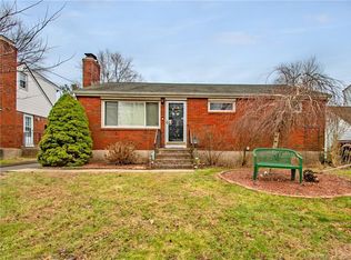 31 Arnold St, Middletown, CT 06457