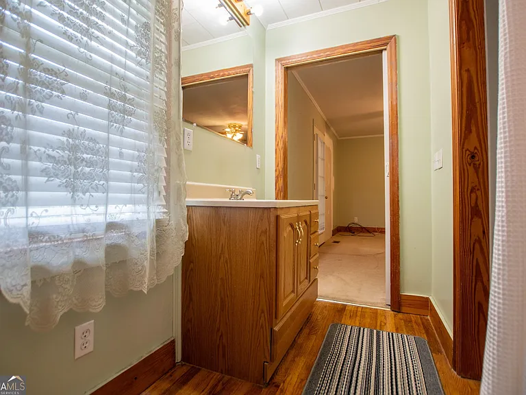126 N Johnson St — Photo 14