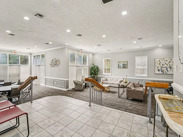 Leasing Center, Clubhouse, Fitness Center, Sauna, Pool