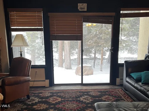 1975 Placid Dr APT 8, Vail, CO 81657