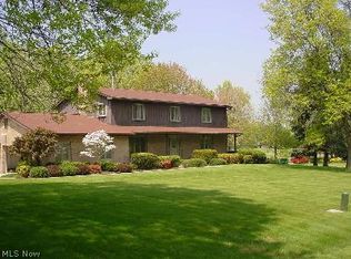 980 Sandin Rd, Akron, OH 44333