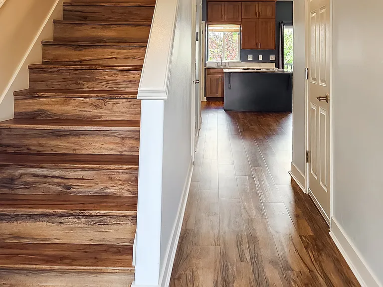 21123 NE Osburn Loop — Photo 3