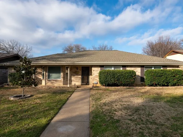 121 Peyton Pl, Arlington, TX 76010