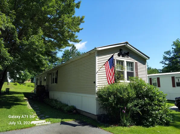 9 Lynewood Drive, Norway, ME 04268