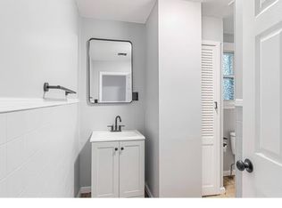 83 Pine St #2, Elizabeth, NJ 07206
