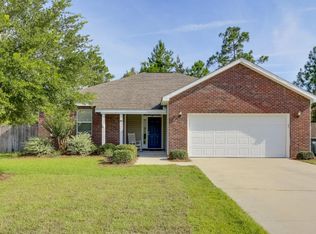 80 Village Ln, Freeport, FL 32439