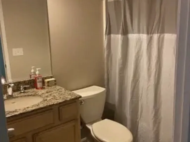 2nd Bathroom